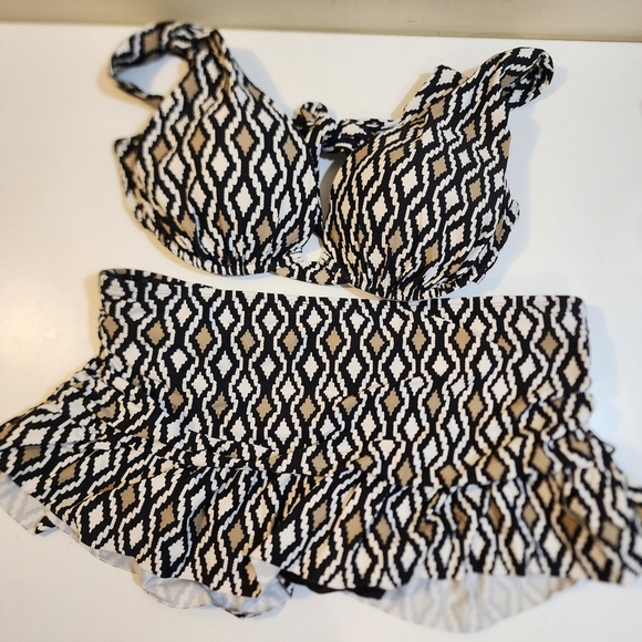 LA BLANCA 2 piece swimmer bikini set Fits M/L - Picture 11 of 13